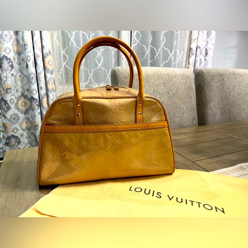 🍁My Fall Obsession: LV Butterscotch Thompson Square Vernis 🍁